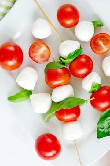 mozzarella balls with basil, tomatos and balsamic, caprese
