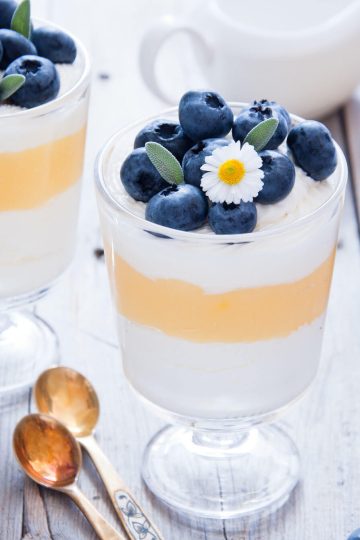 lemon blueberry dessert